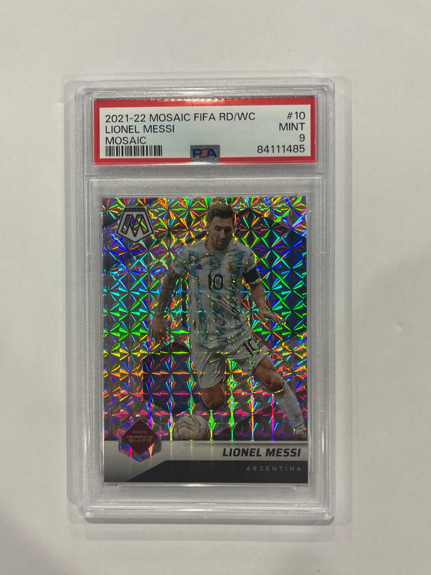 Lionel Messi 2021 Panini Mosaic FIFA WC Mosaic Prizm PSA 9 Argentina