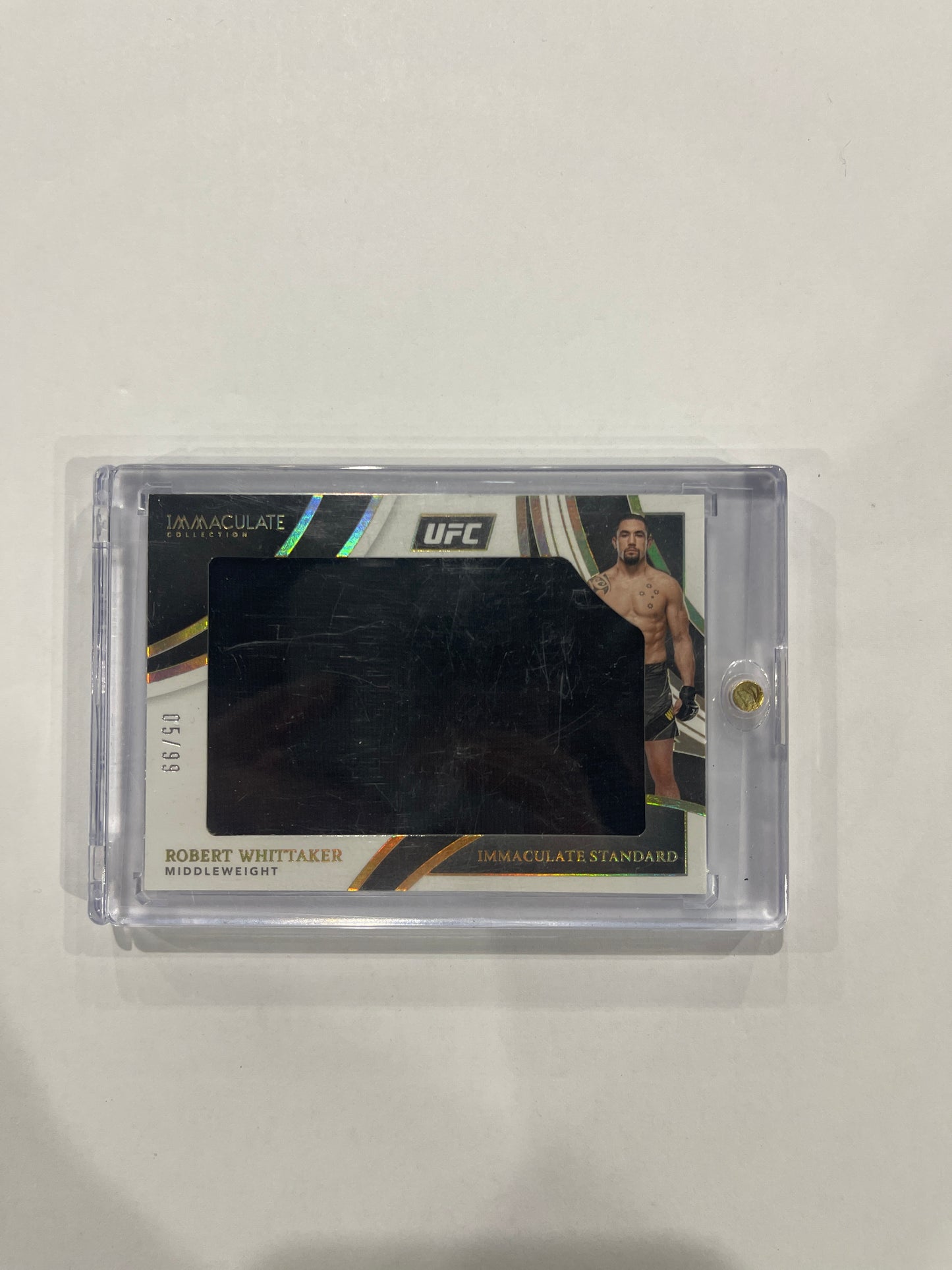 2022 Immaculate UFC Memorabilia Patch #IS-RWT Robert Whittaker 05/99