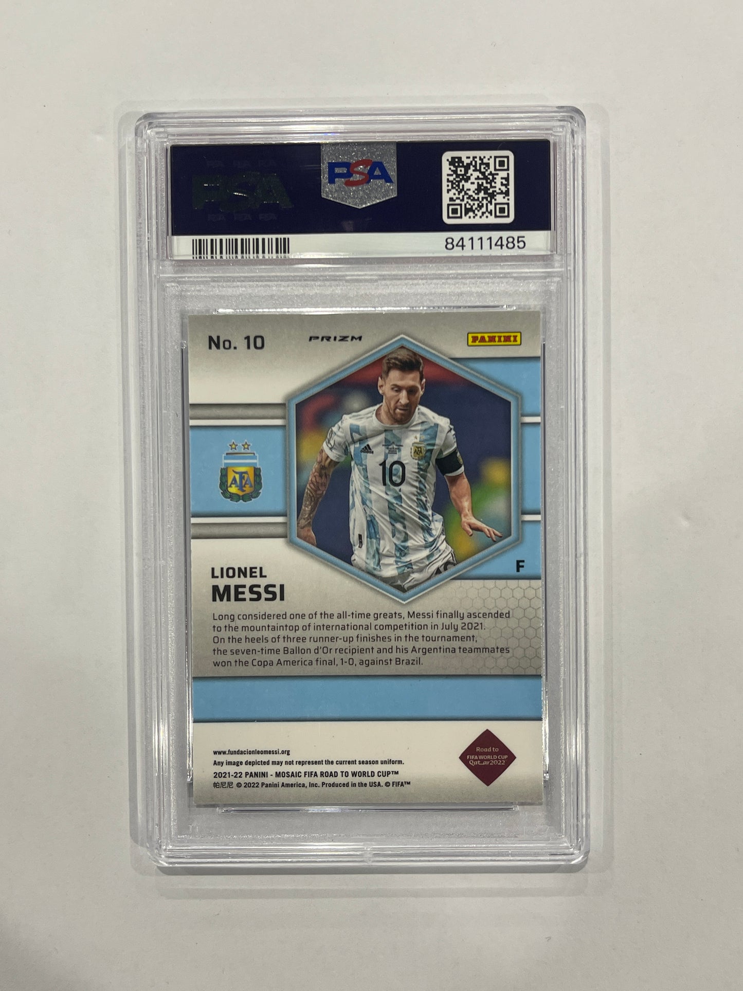 Lionel Messi 2021 Panini Mosaic FIFA WC Mosaic Prizm PSA 9 Argentina